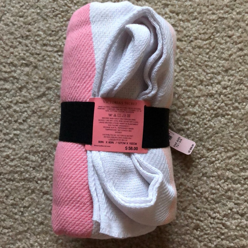Victoria’s Secret blanket! NWT! - Picture 2 of 5